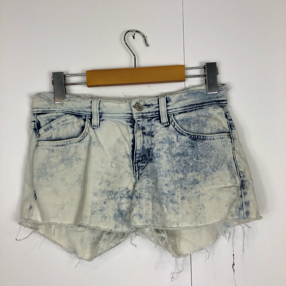 Vintage Guess Bleached Raw Hem Shorts Sz 26‎